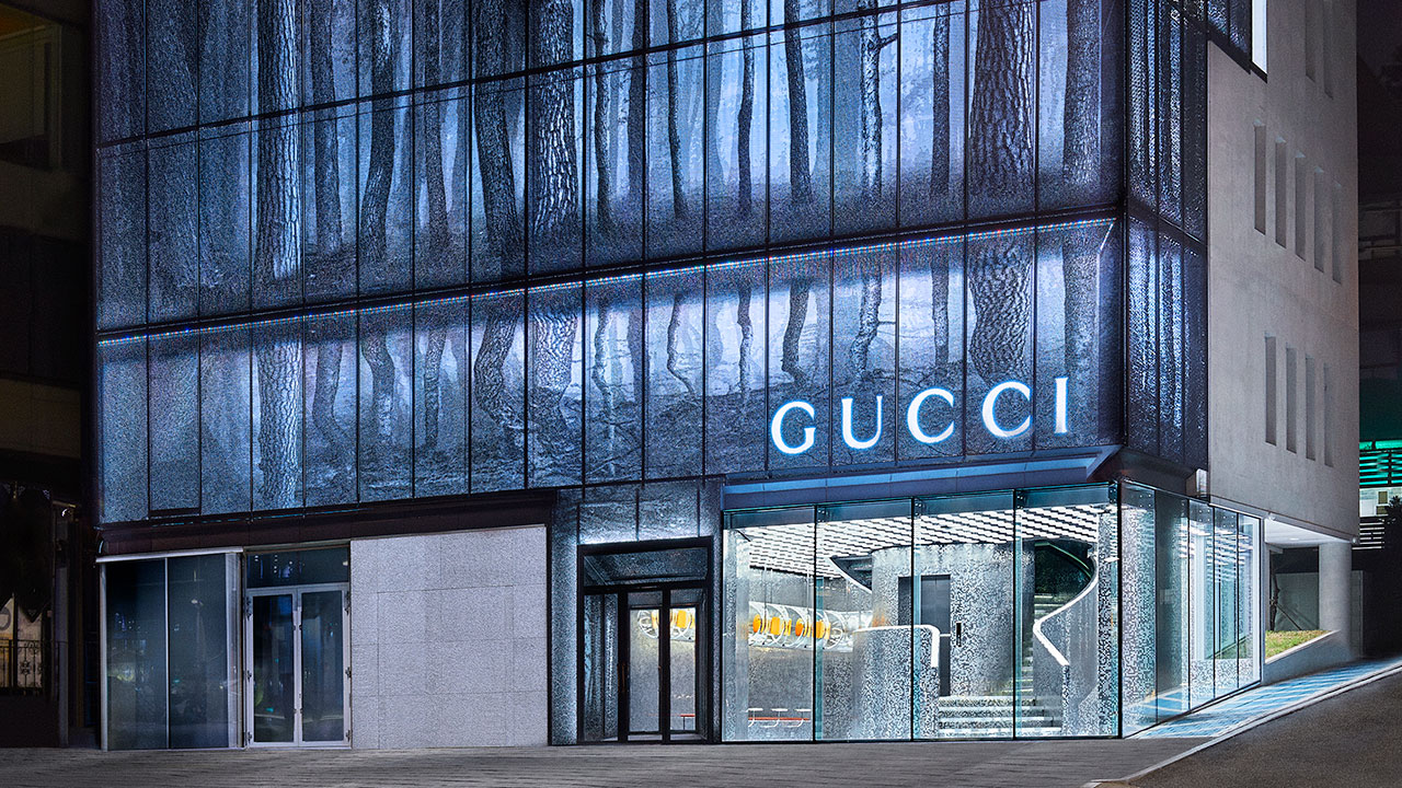 Gucci’s Make-or-Break Moment: Can Kering Save the Iconic Brand?