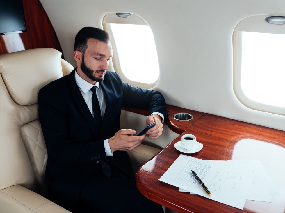 Business and private aviation, Mandale Luxury Magazine